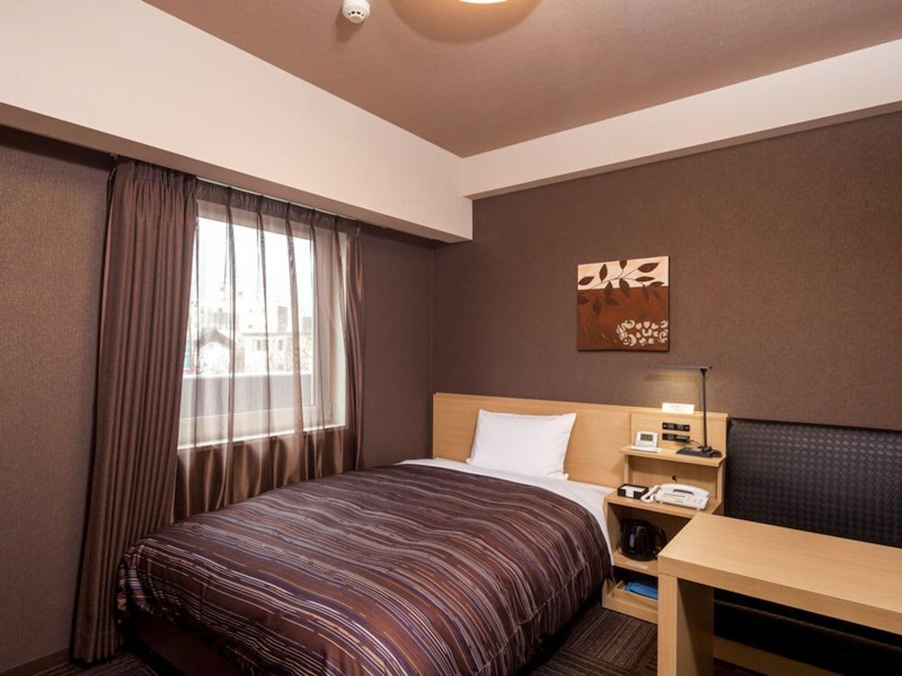 Toyoko Inn Higashi-Hiroshima Saijo Ekimae Zewnętrze zdjęcie