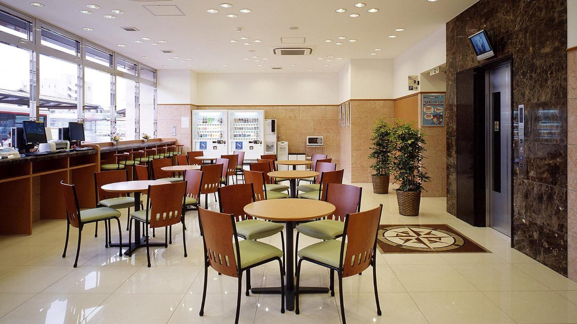 Toyoko Inn Higashi-Hiroshima Saijo Ekimae Zewnętrze zdjęcie