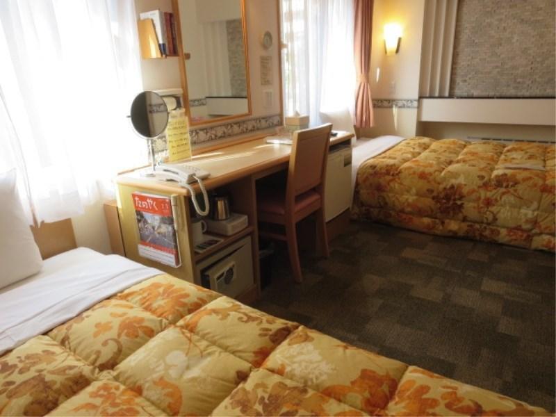 Toyoko Inn Higashi-Hiroshima Saijo Ekimae Zewnętrze zdjęcie